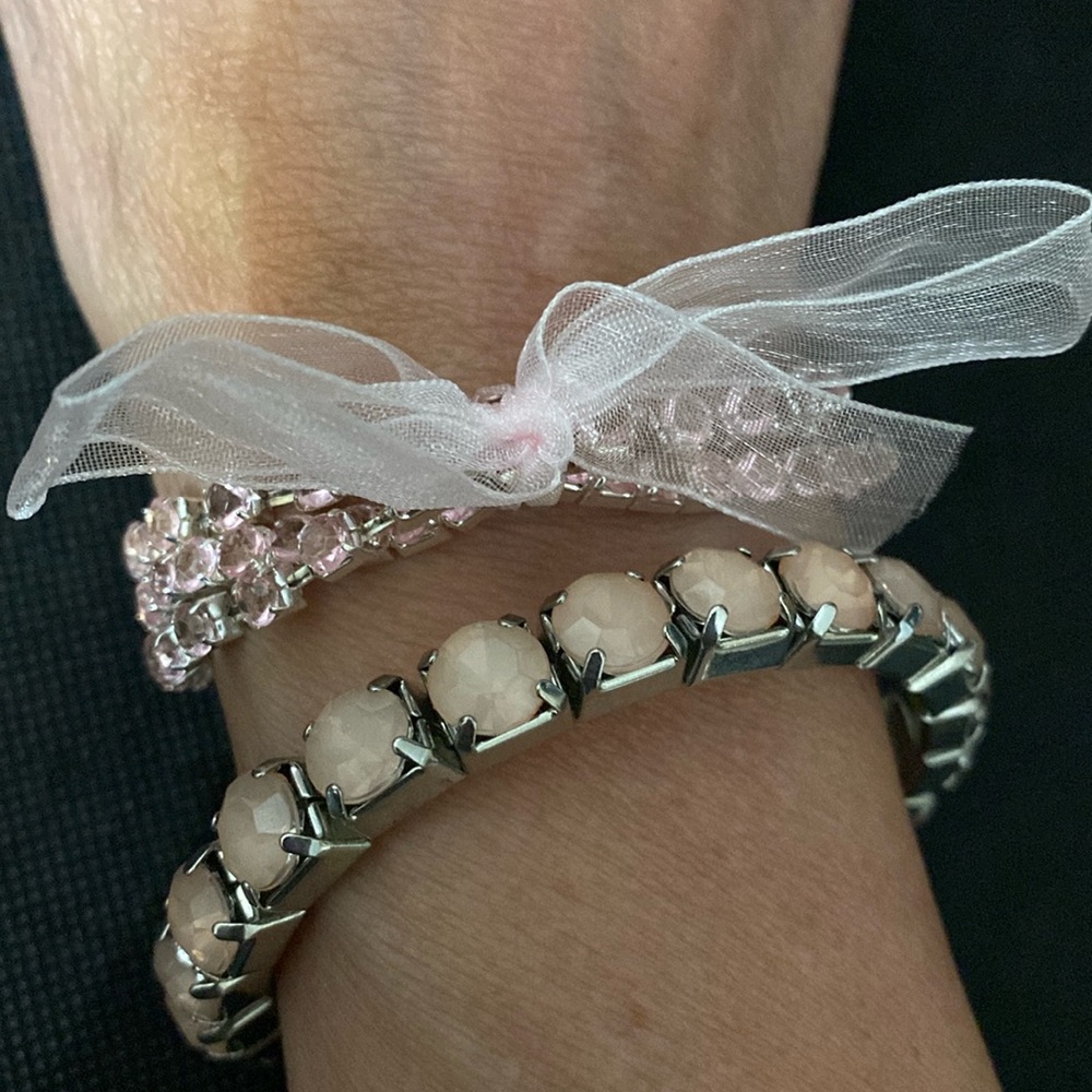 Vintage Set of 4 Pink Ice expandable bracelets